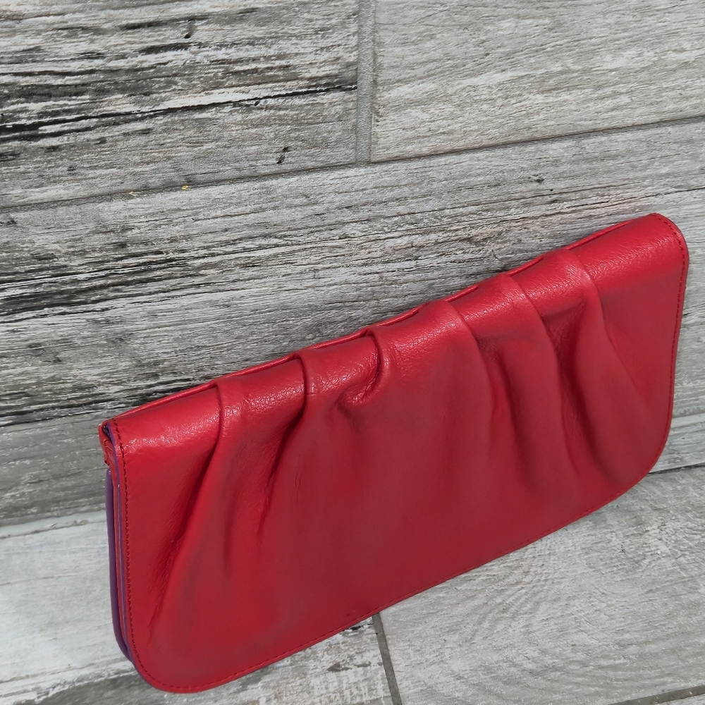 BAEKGAARD Genuine Leather Gathered/Ruched Clutch Style Handbag - Picture 7 of 14